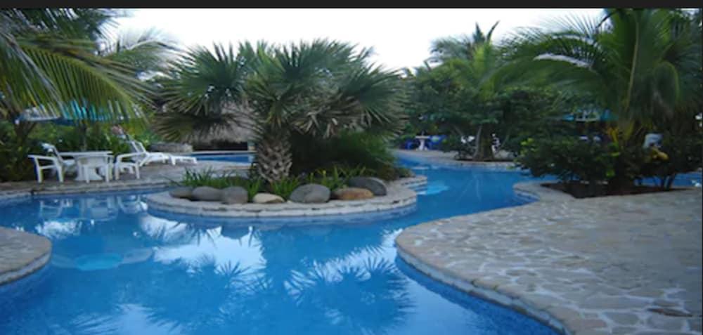 Hotel Istirincha Nautla Zewnętrze zdjęcie